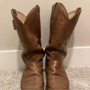 Cowboy boots mens size 13D